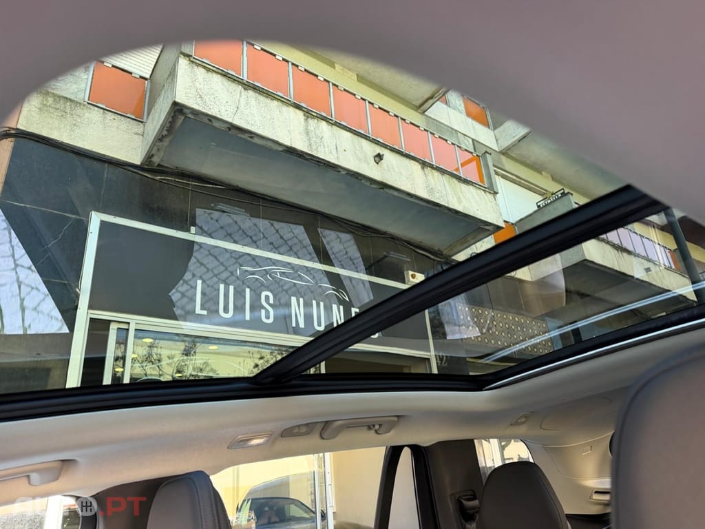 Volvo XC90 2.0 T8 PHEV Plus Dark AWD