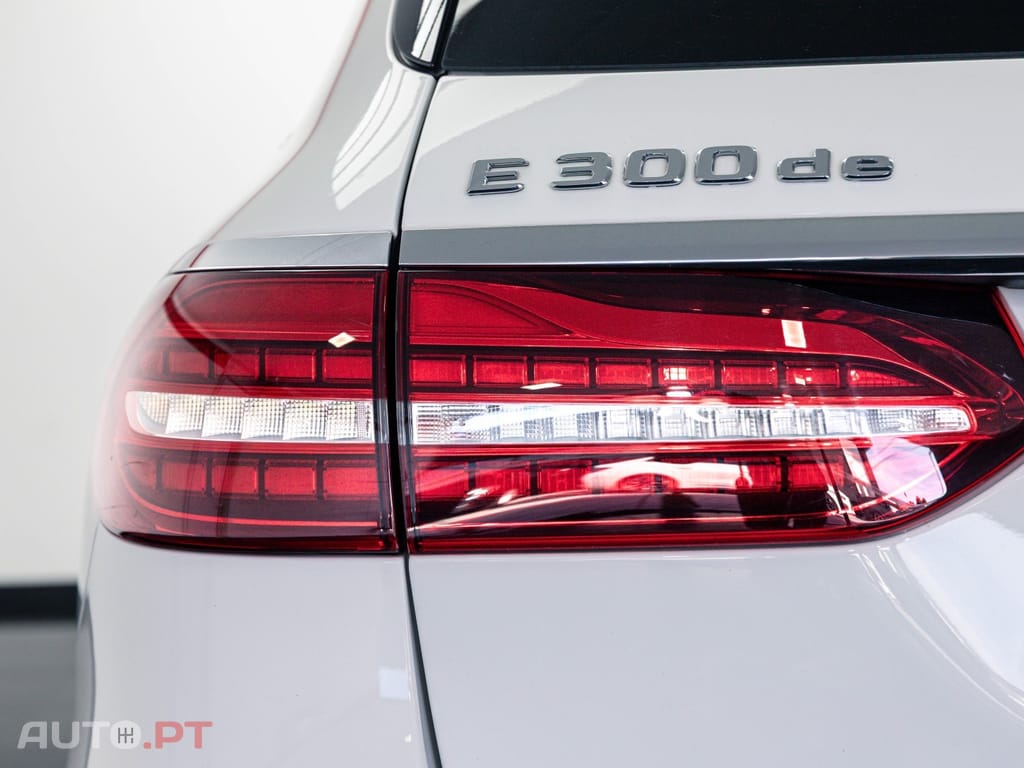 Mercedes-Benz E 300 de 9G-TRONIC AMG Line