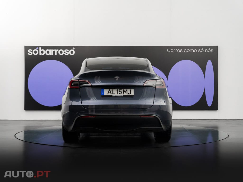 Tesla Model Y Long Range Tração Integral
