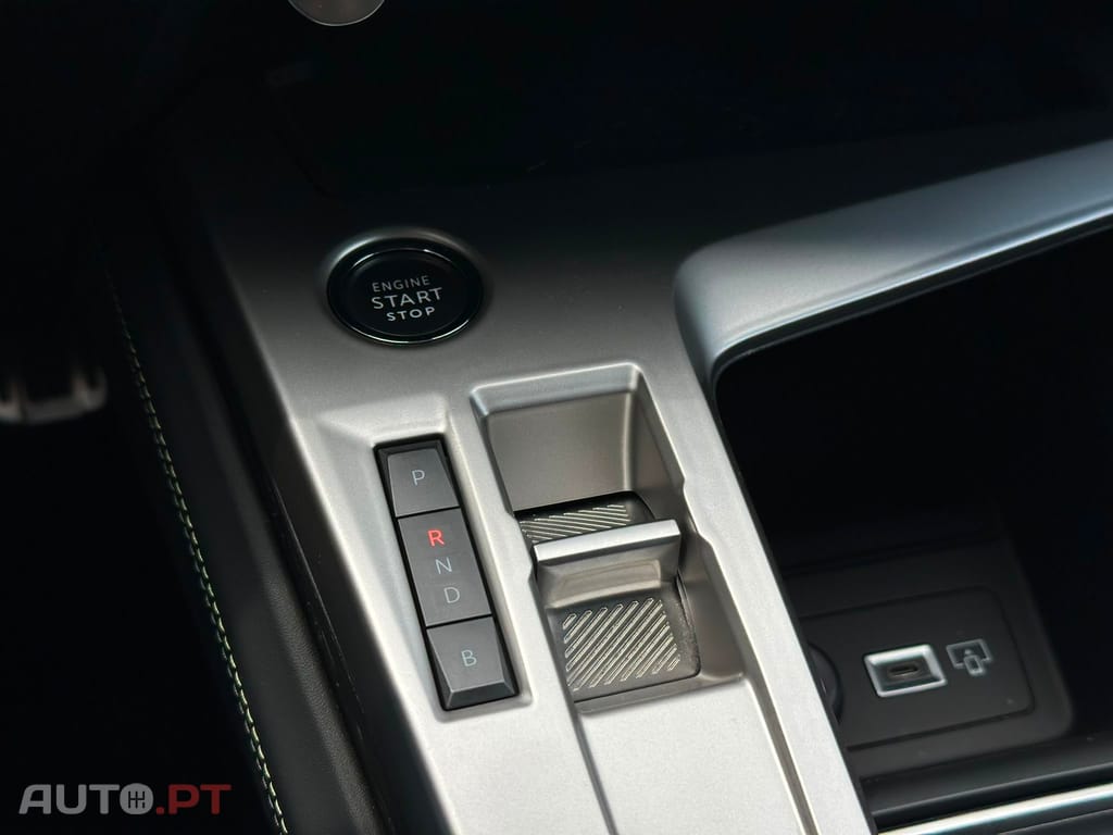 Peugeot 408 1.6 Hybrid GT e-EAT8