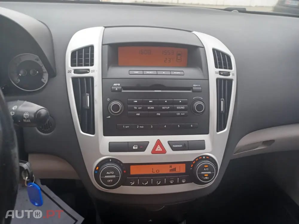 Kia Ceed SW 1.4 CVVT EX ISG