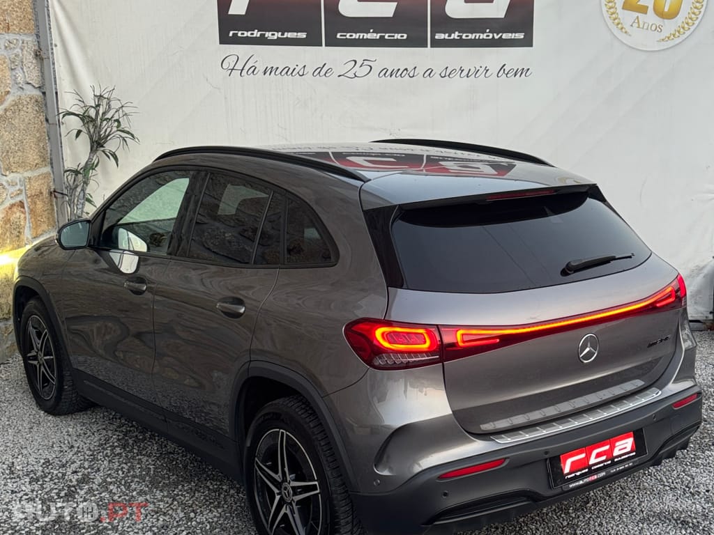 Mercedes-Benz EQA 250 AMG Line IVA Dedutível