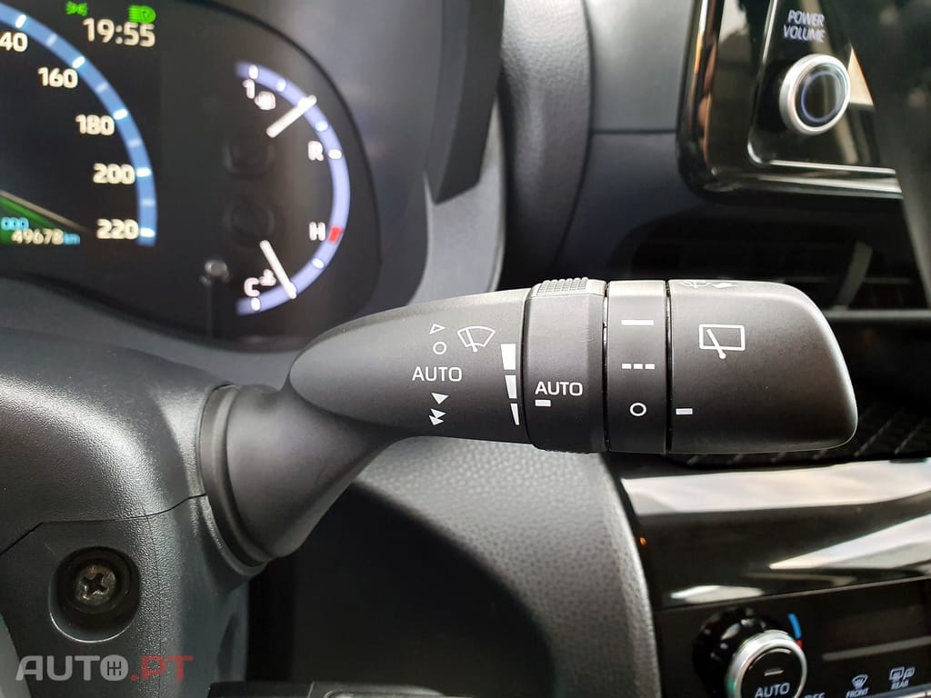 Toyota Yaris Cross 1.5 VVT-i Hybrid Dynamic Force Comfort Plus