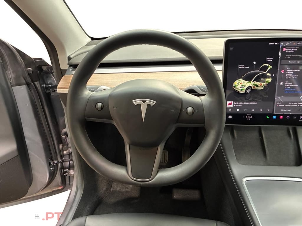 Tesla Model Y Standard RWD