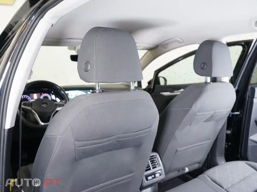 Volkswagen Golf 1.0 TSI Confortline