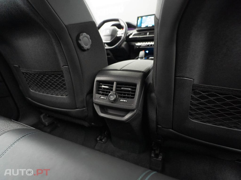 Peugeot 3008 1.6 Hybrid Active Pack e-EAT8