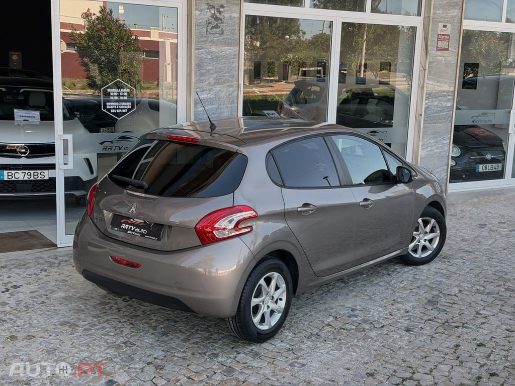 Peugeot 208 1.2 PureTech Access