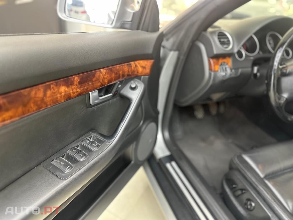 Audi A4 Cabrio 2.4 Exclusive