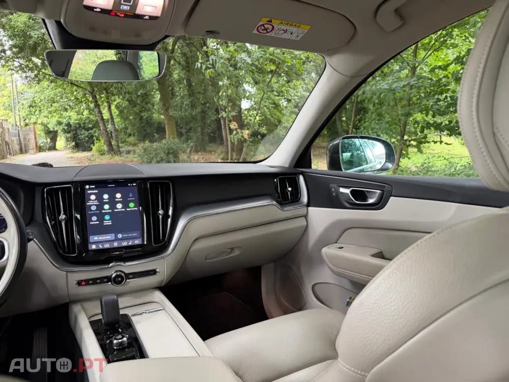 Volvo XC60 2.0 T6 PHEV Inscription Expression AWD
