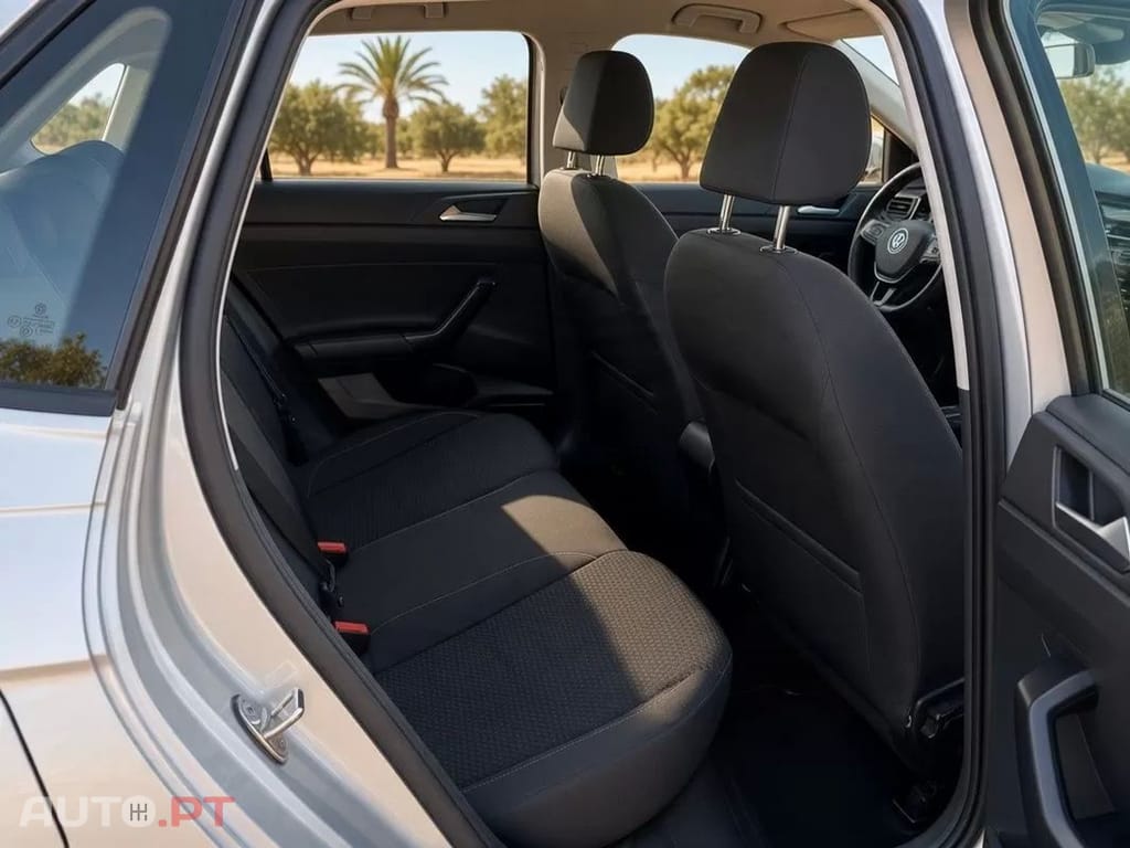 Volkswagen Polo 1.0 Confortline Nav