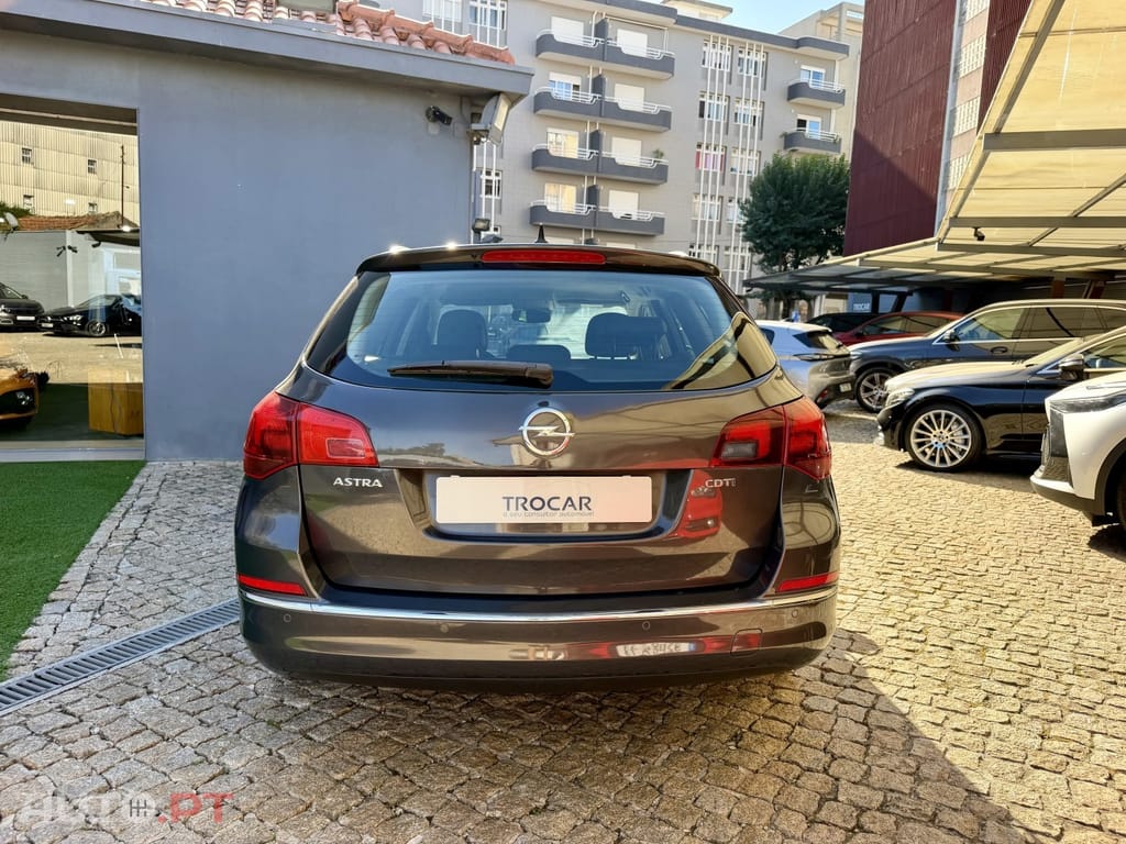 Opel Astra 1.6 CDTi