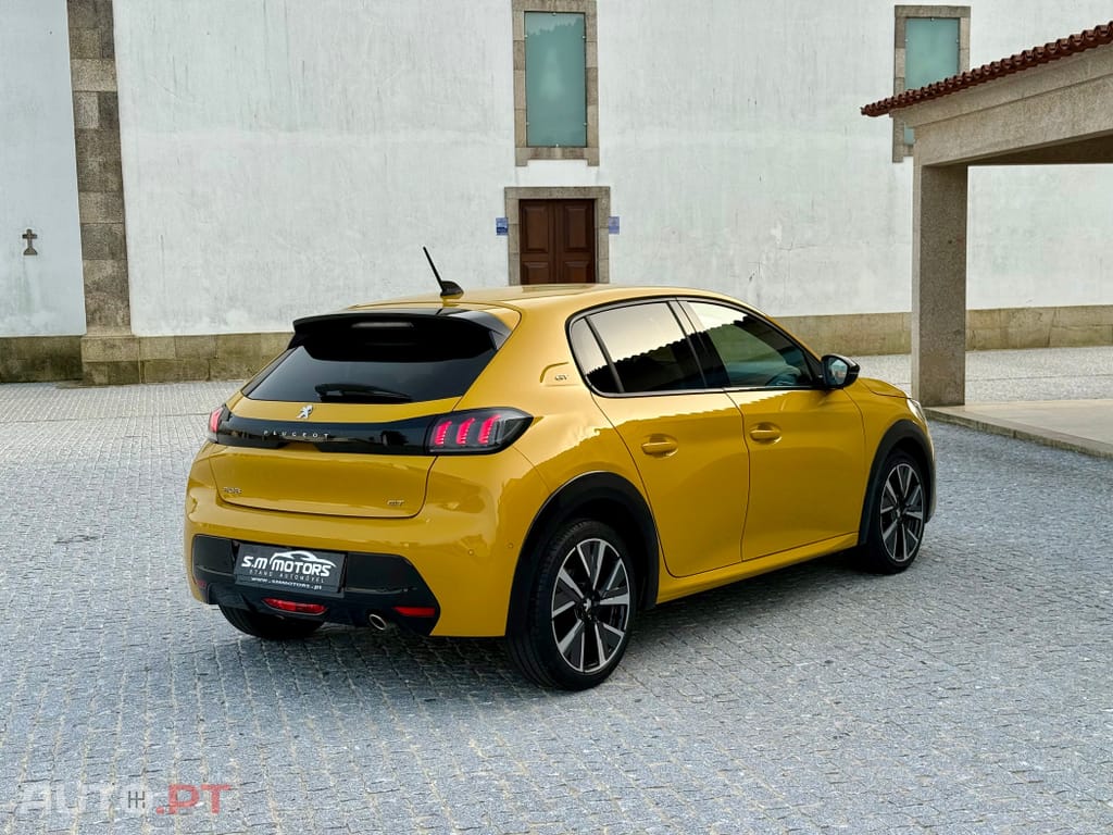 Peugeot 208 1.2 PureTech GT