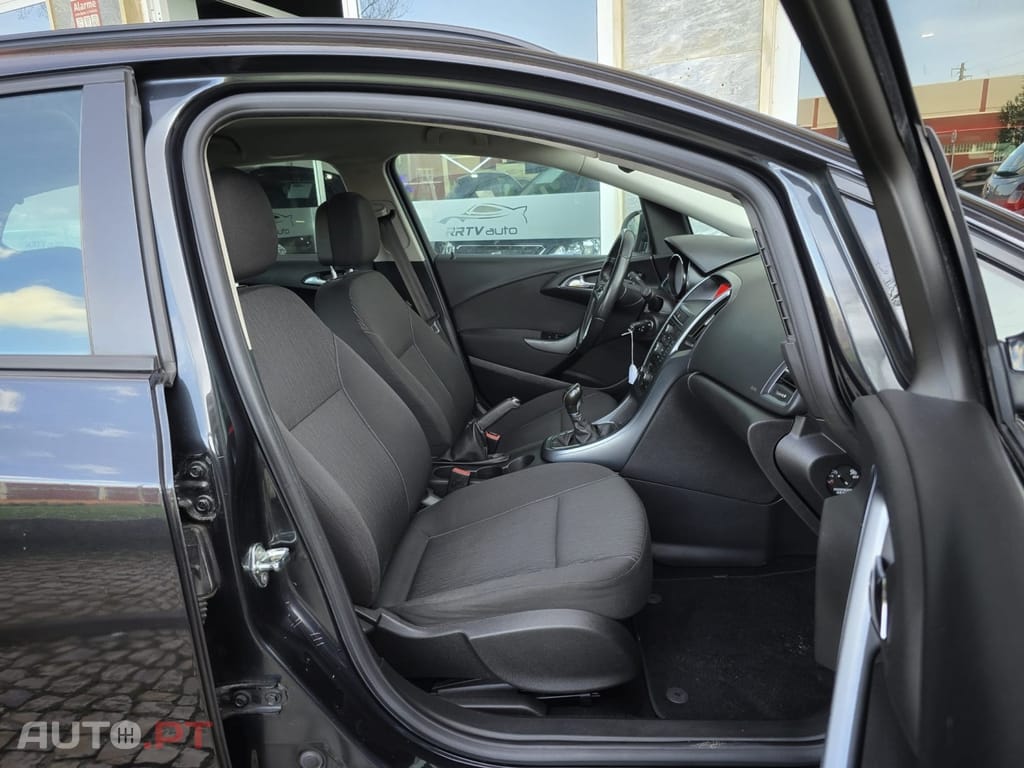 Opel Astra Sports Tourer 1.3 CDTi Cosmo S/S