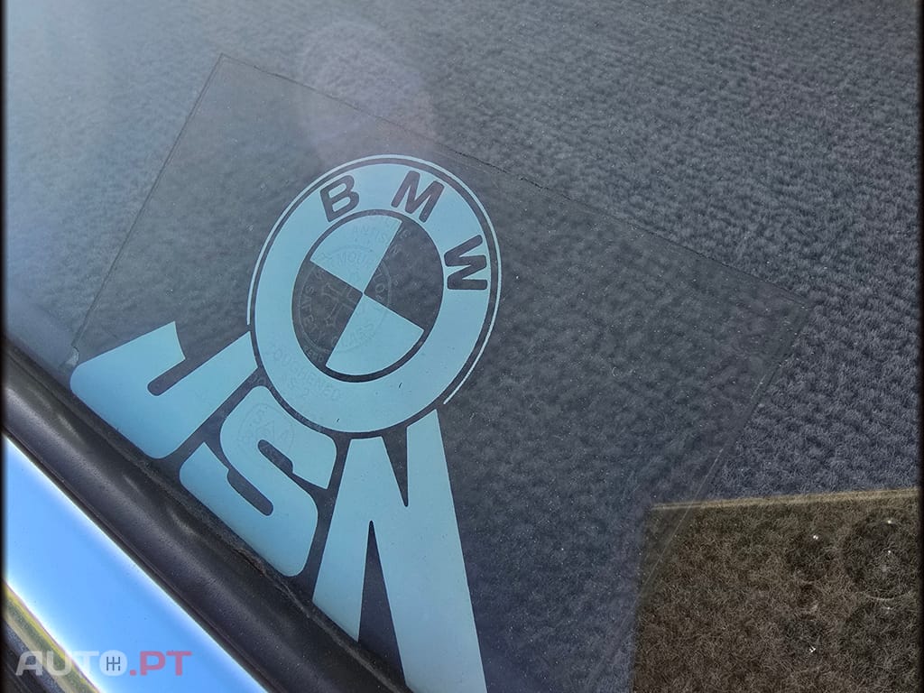 BMW 518 i E12