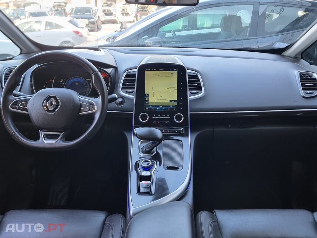 Renault Espace 1.6 dCi Initiale Paris EDC