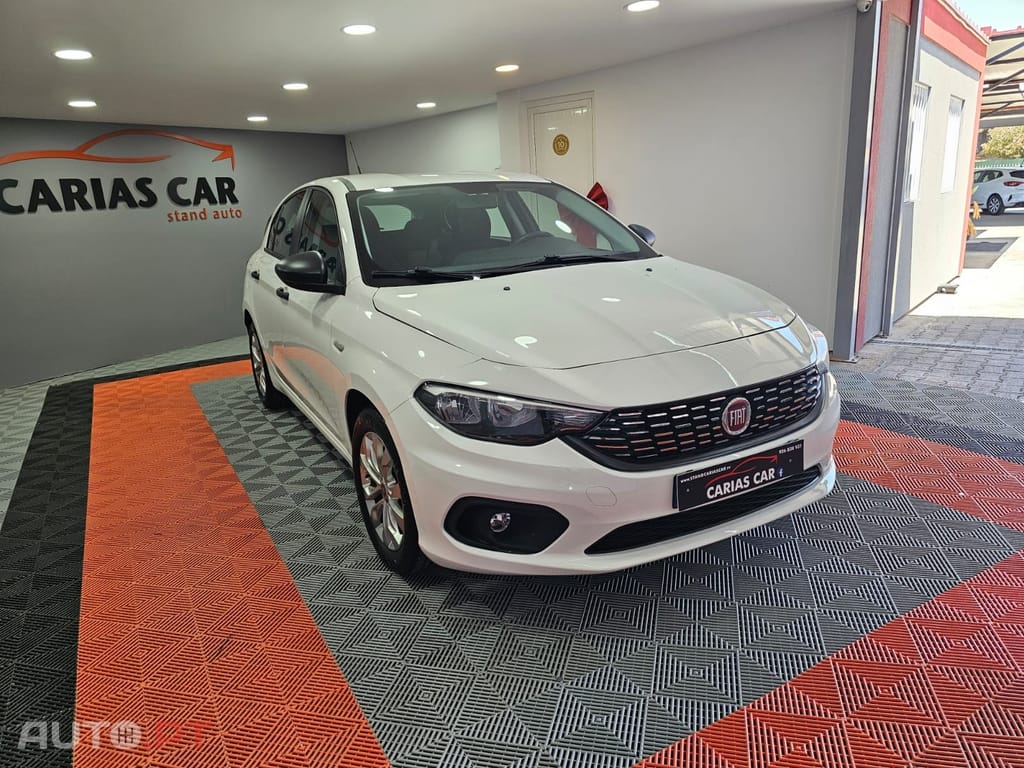 Fiat Tipo 1.3 M-Jet Lounge