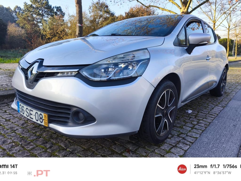 Renault Clio 1.2 16V 75 Collection