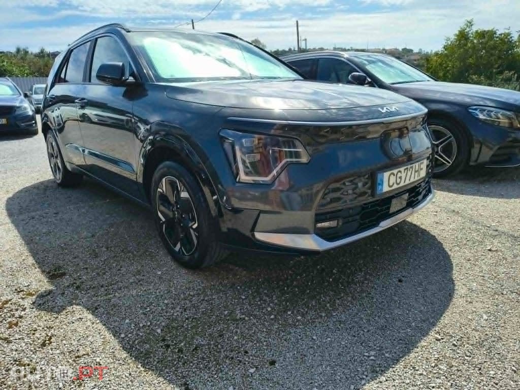 Kia Niro 204cv