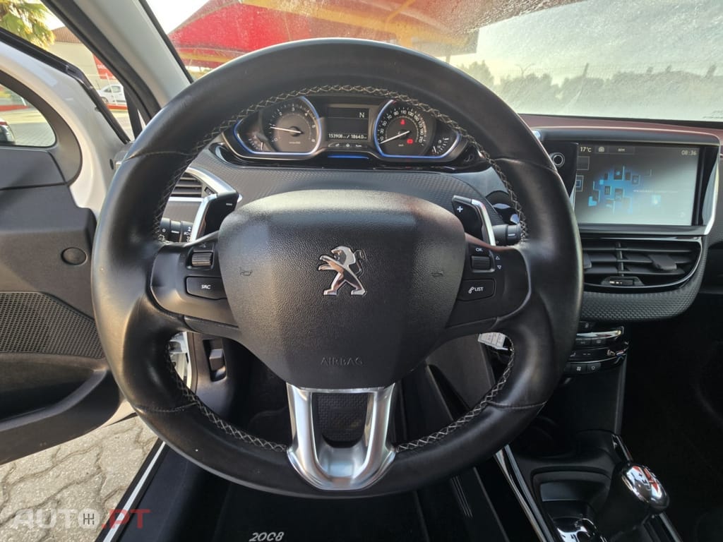 Peugeot 2008 1.6 e-HDi Allure 2-Tronic