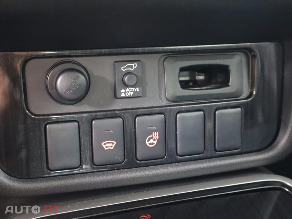 Mitsubishi Outlander 2.0 Mivec PHEV Intense Navi