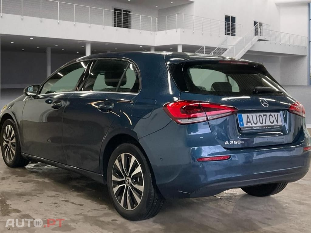 Mercedes-Benz A 250 e Style Plus