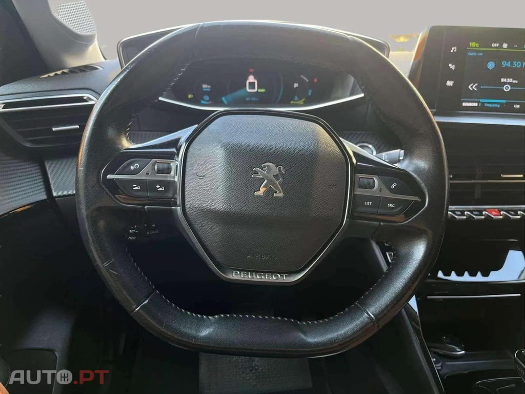 Peugeot E-208 Allure