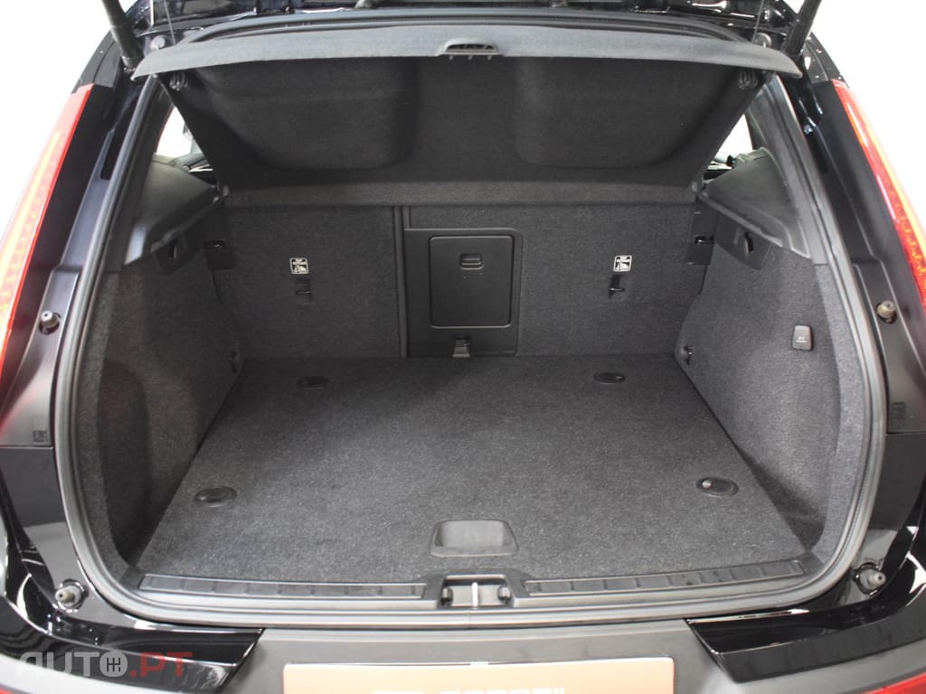 Volvo XC40 1.5 T4 211 PHEV Inscription