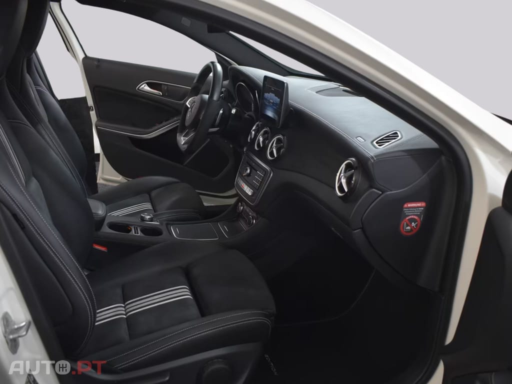 Mercedes-Benz A 220 d AMG-Line PEAK Edition 