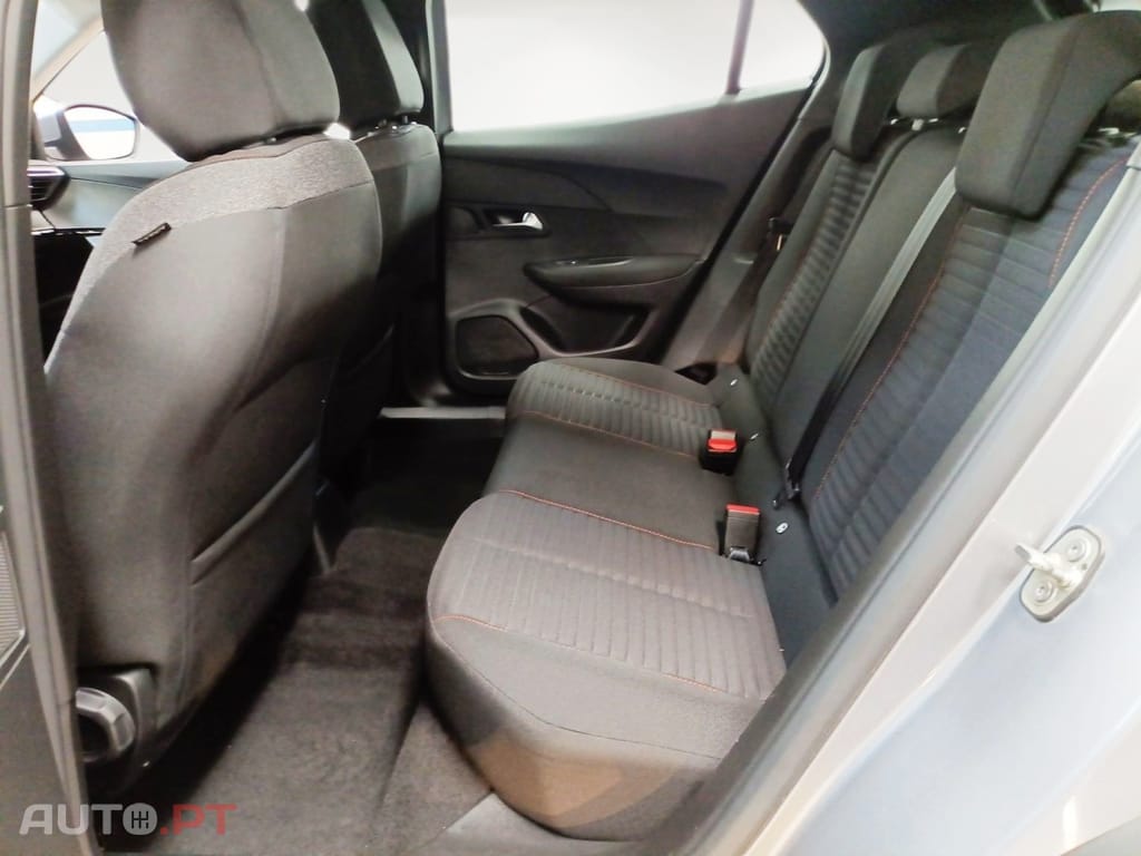 Peugeot 2008 PureTech 100 Stop&Start Active