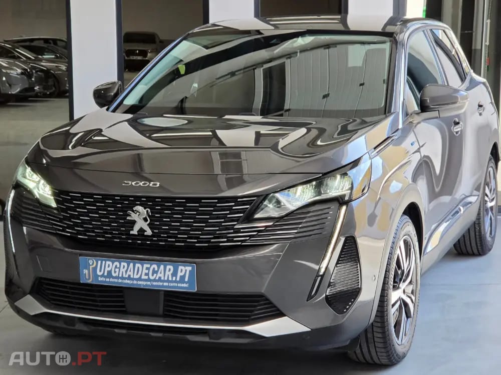 Peugeot 3008 1.6 Hybrid Allure e-EAT8