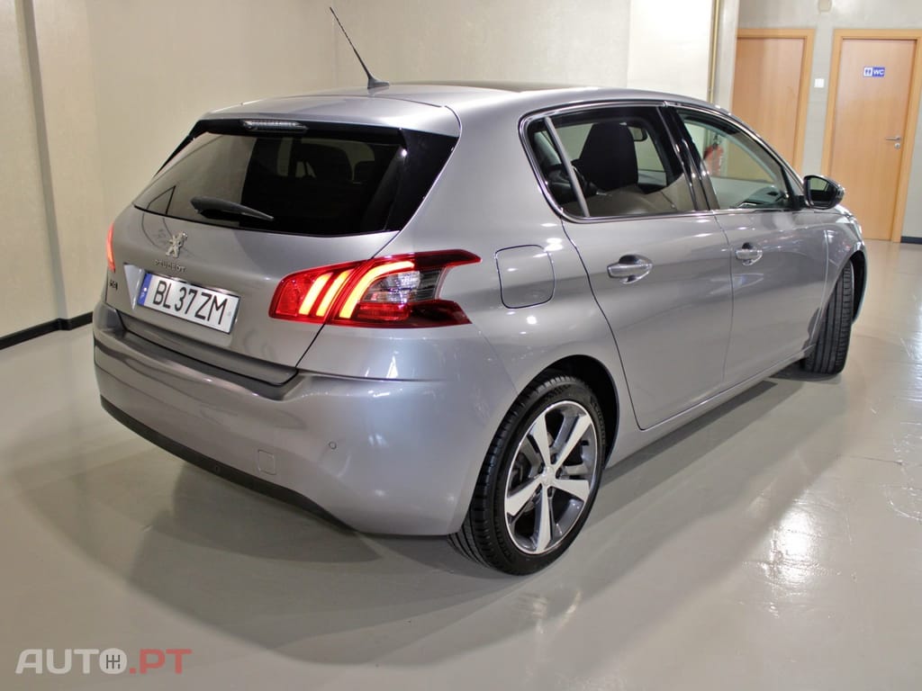 Peugeot 308 BlueHDi 130 Allure Pack