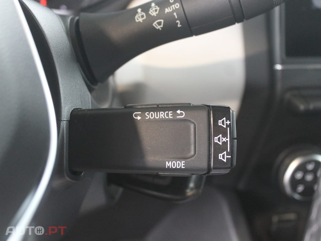 Renault Clio 1.0 TCe Limited Bi-Fuel