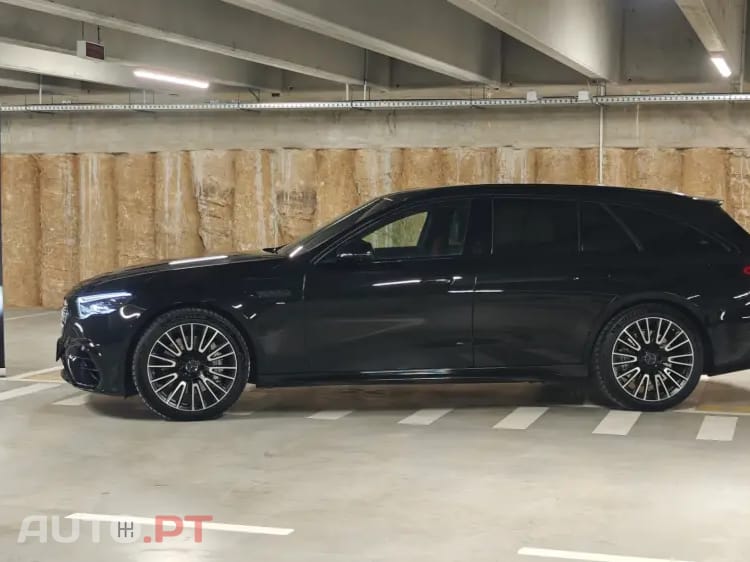 Mercedes-Benz E 53 AMG 4Matic+ SpeedshiftFT TCT 9G
