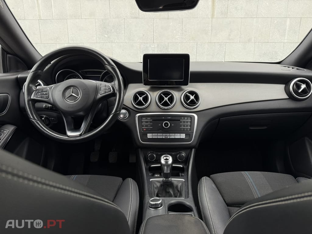 Mercedes-Benz CLA 180 d Shooting Brake Urban