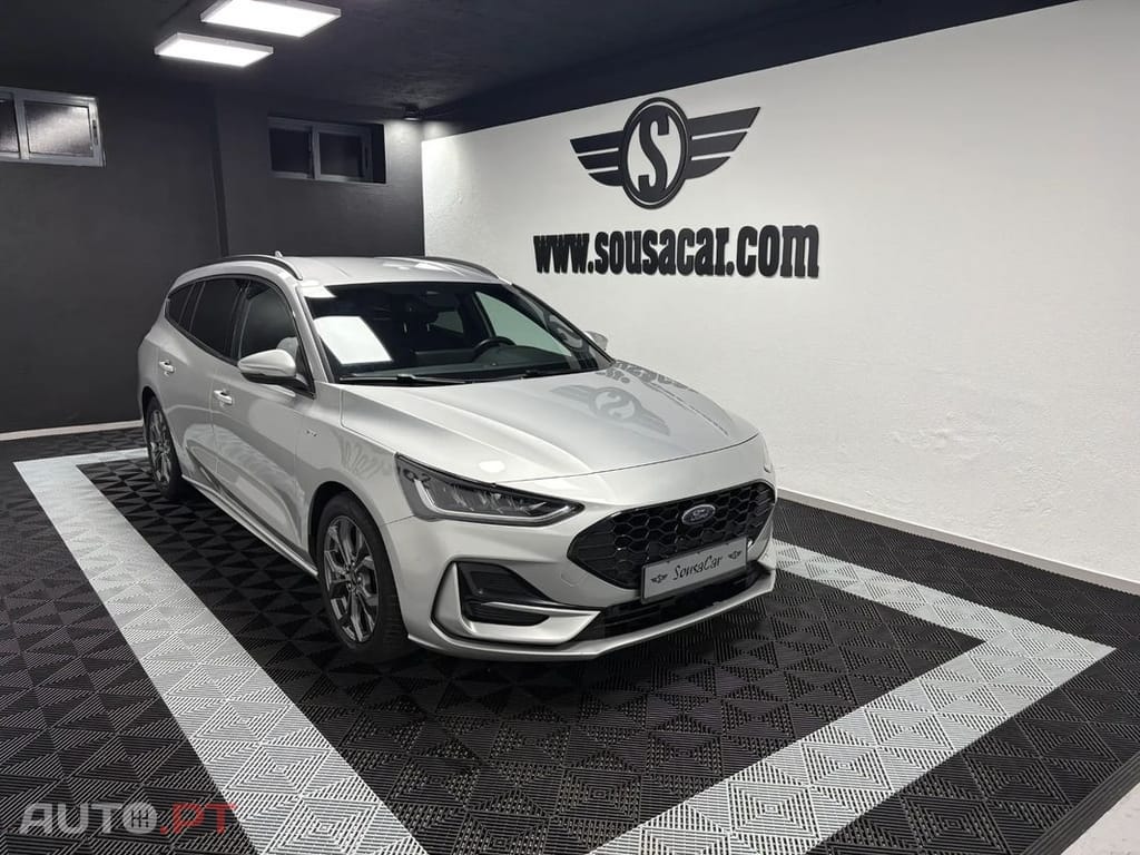 Ford Focus SW 1.0 EcoBoost S&S ST-LINE DESIGN
