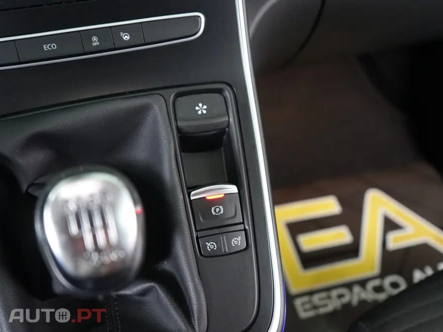 Renault Grand Scénic ENERGY TCe 130 INTENS