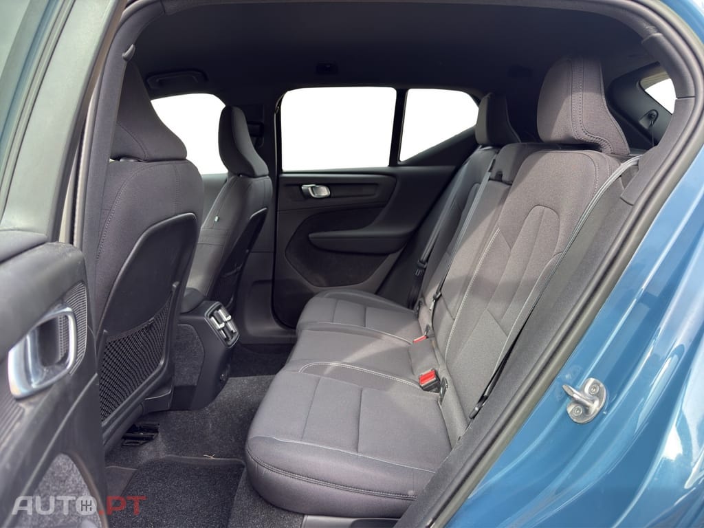 Volvo XC40 Recharge 69 kWh Single Motor Core