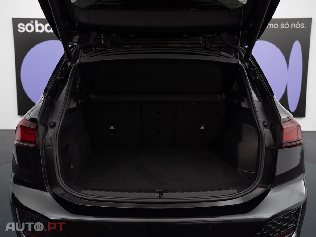 BMW 218 d Pack Desportivo M Auto