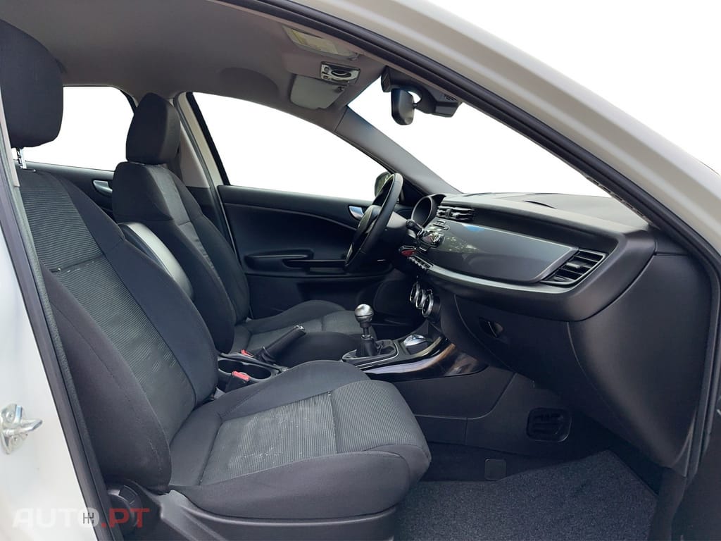 Alfa Romeo Giulietta 1.6 JTDm Distinctive