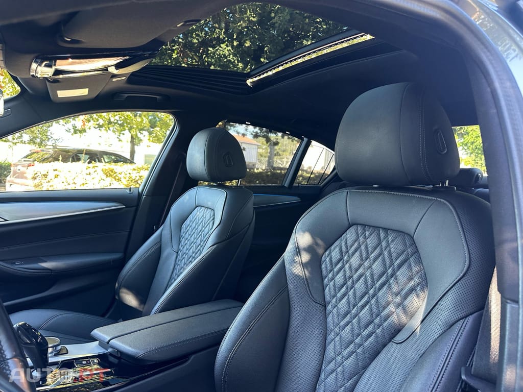 BMW 530 e Pack 50 anos BMW M