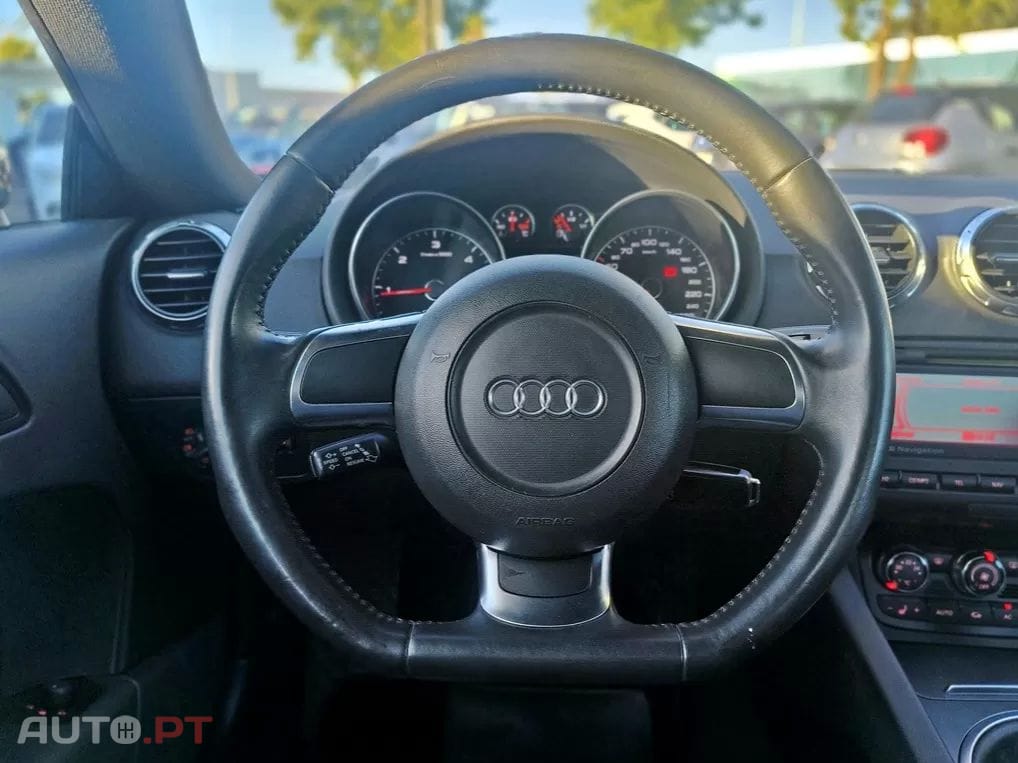 Audi TT 2.0 TDI quattro — fotografia 3