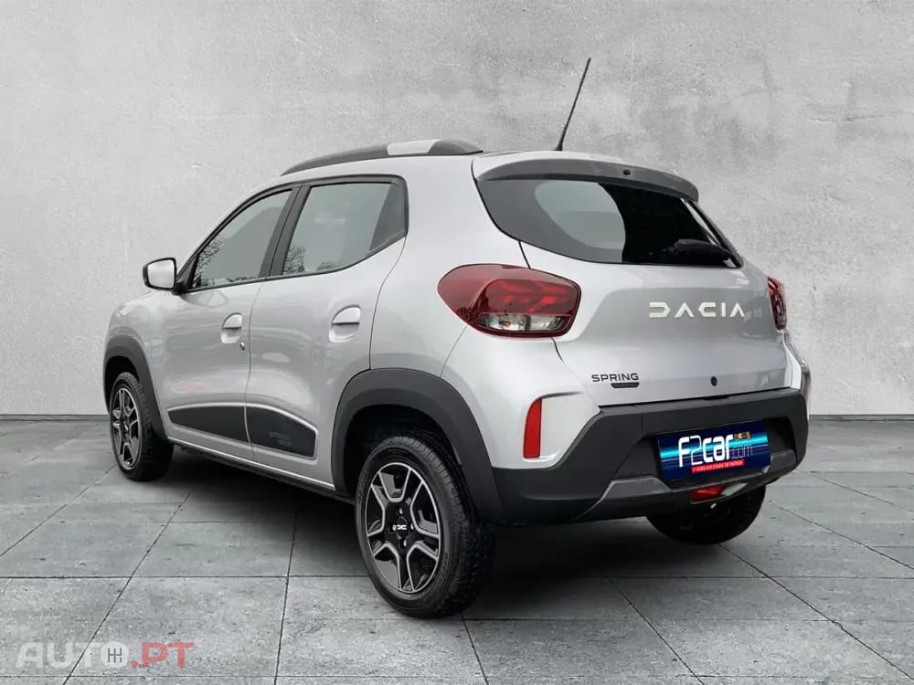 Dacia Spring ESSENTIAL