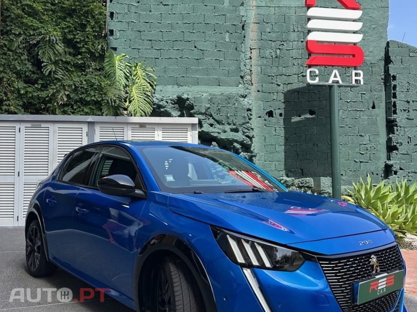 Peugeot 208 1.2 PureTech GT EAT8