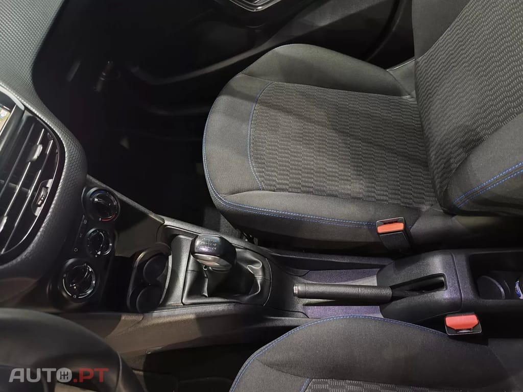 Peugeot 208 1.2 PureTech Signature