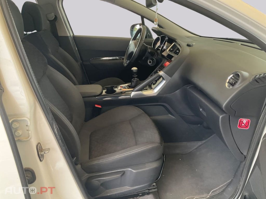 Peugeot 3008 1.2 PureTech Style