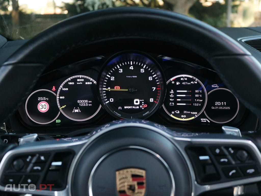 Porsche Cayenne E-Hybrid Platinum Edition
