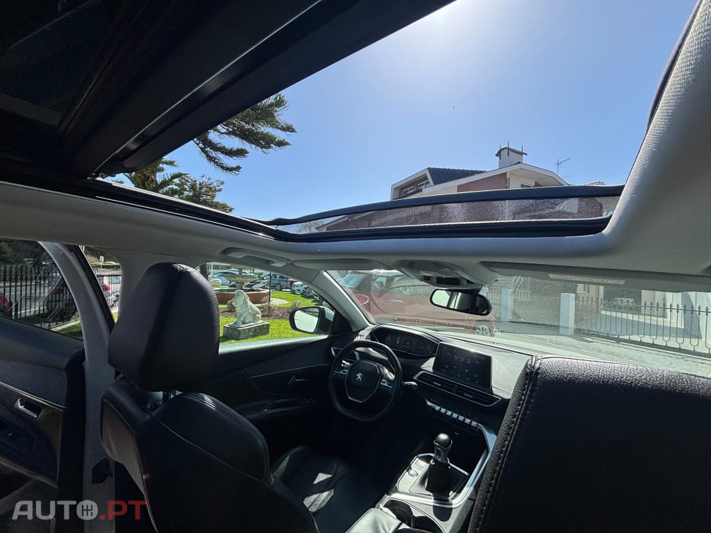 Peugeot 3008 1.5 BlueHDi Crossway