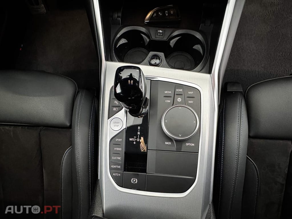 BMW 320 e Touring xDrive Auto Sport