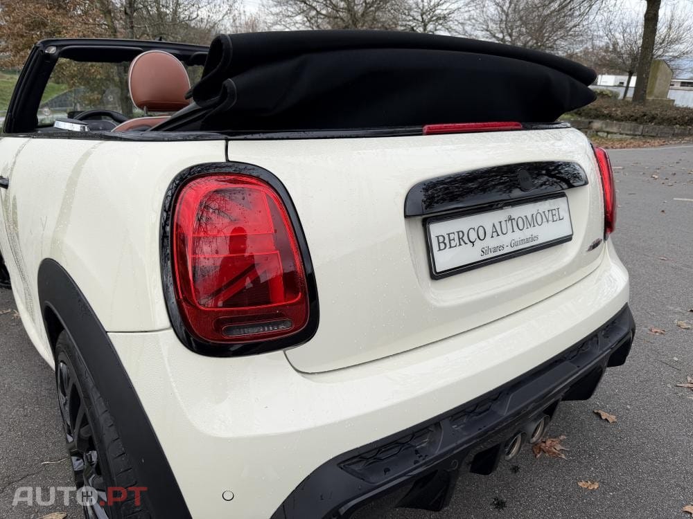 MINI Cabrio John Cooper Works Premium P. JCW Plus