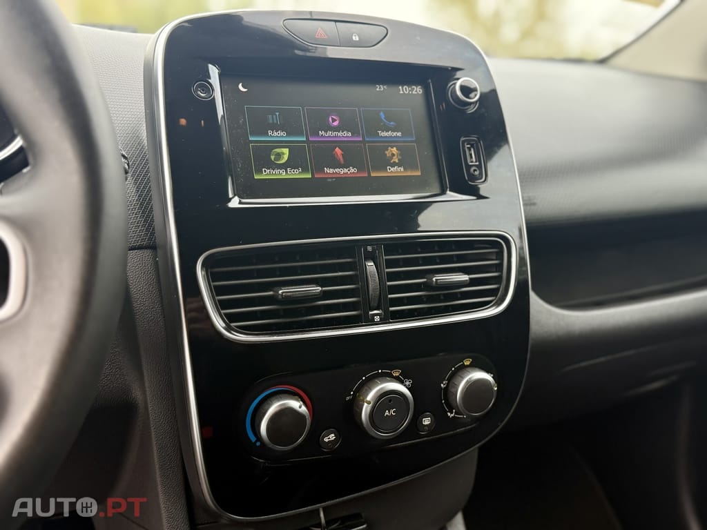 Renault Clio IV SPORT TOURER 1.5 DCI